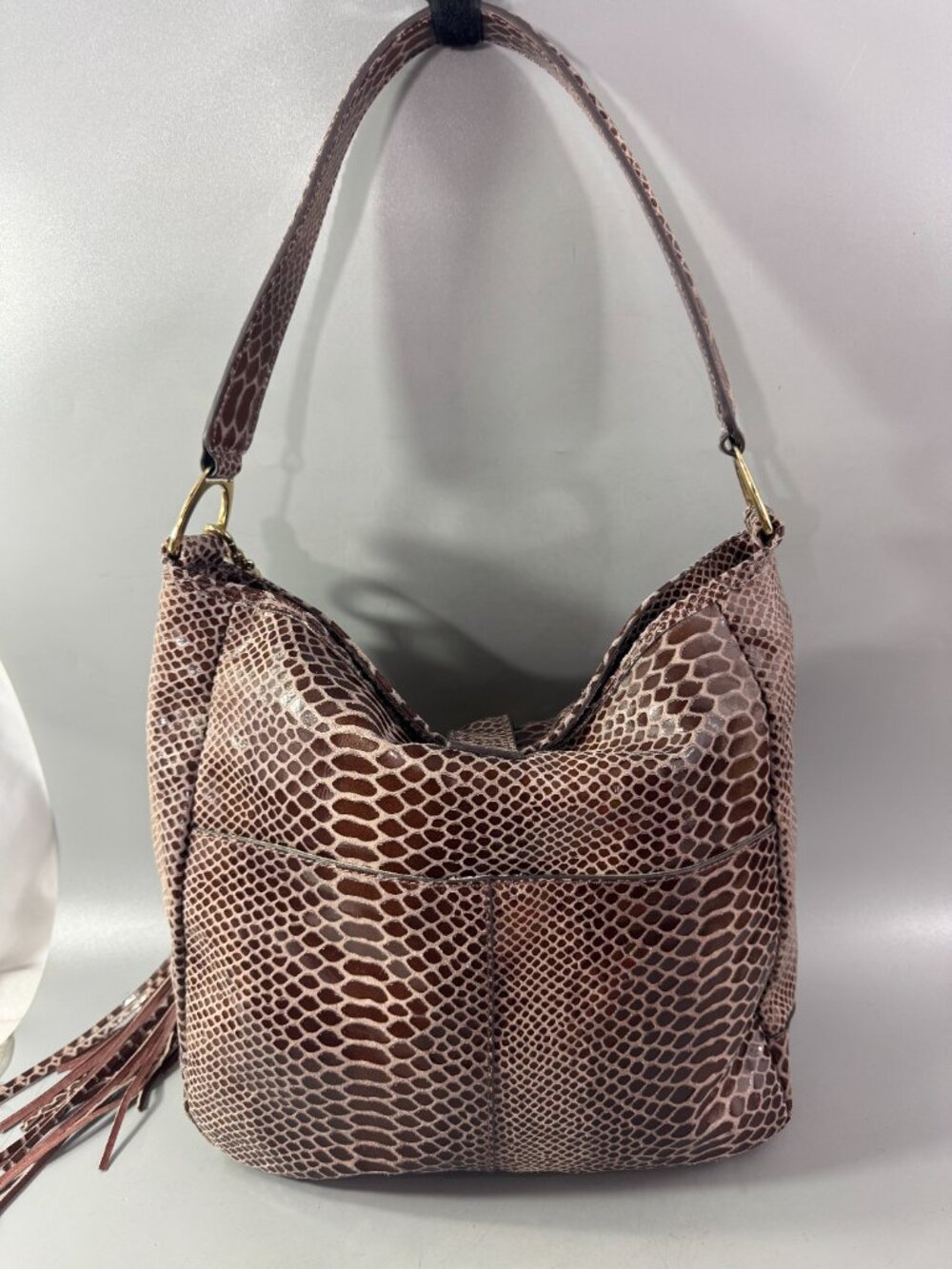 NWOT G.I.L.I Sienna Cobra Brown Leather Stirrup Fringe Hobo Bag - Picture 5 of 15